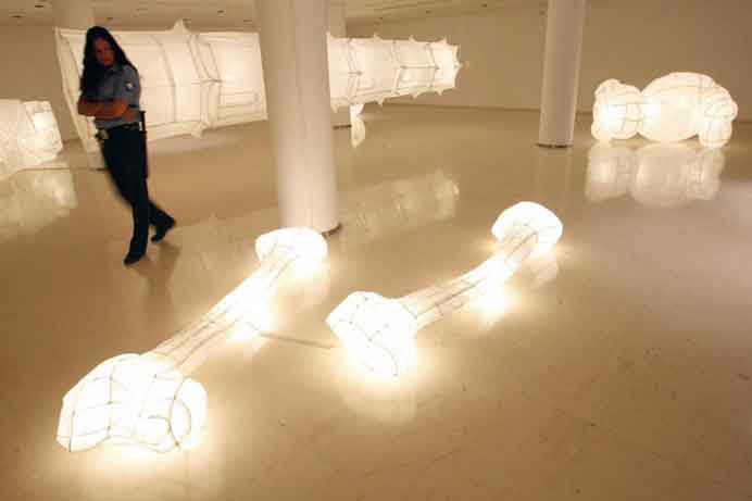 Liang Binbin  梁彬彬  -  Institut Valencià d'Art Modern  2012 