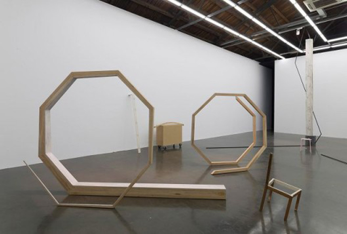 Hu Xiaoyuan 胡晓媛