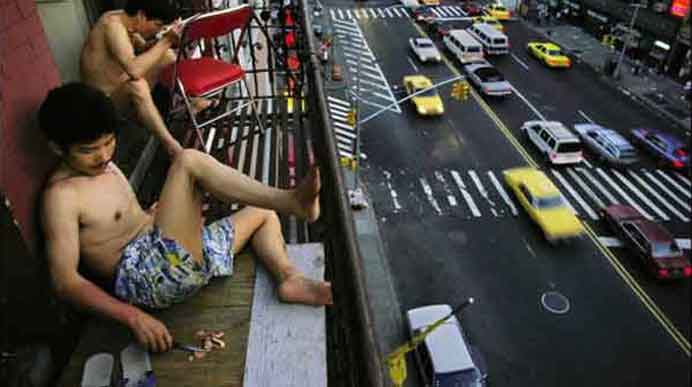 Chien-Chi Chang 張乾琦