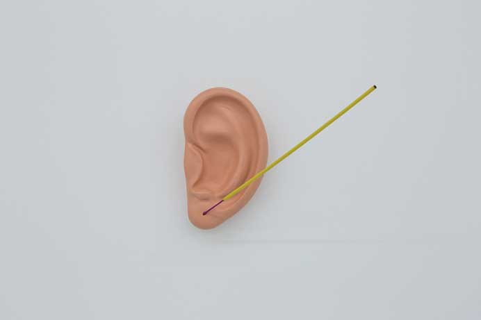 © Yu Honglei  尉洪磊   -  An Ear with Incense  2014  -  Sculpture