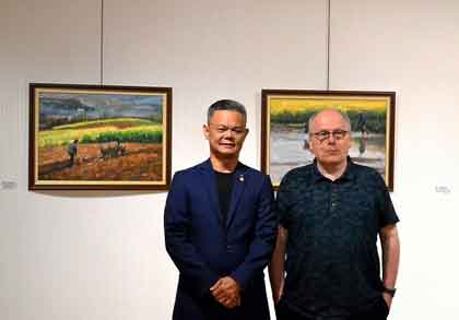 Dong Baichuan  董百川 avec Christophe Comentale   - portrait  - chinesenewart