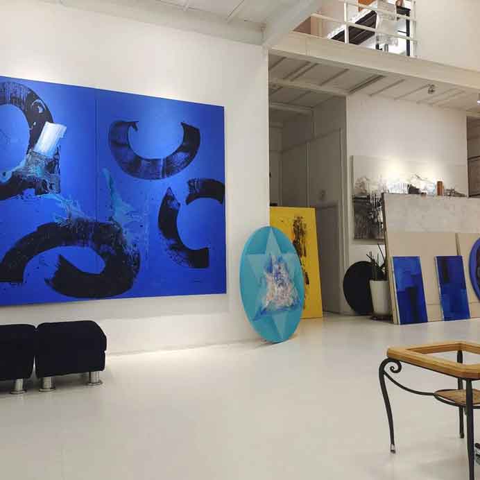 Feng Ling  枫翎  -  Studio  -  02 2023 