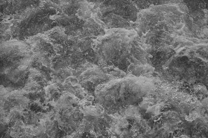 Taca Sui 塔可 Baotu Spring - Archival pigment print on baryta paper - 2015 Taca Sui 塔可 Baotu Spring - Archival pigment print on baryta paper - 2015