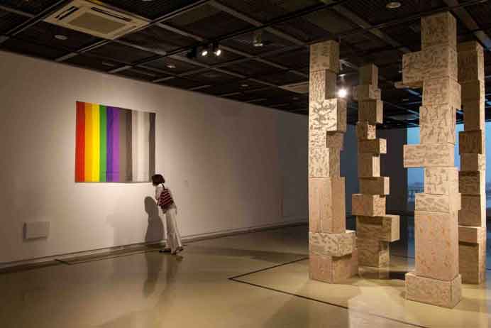 Wang Hung-Chih  王弘志   -  Daegu Art Factory Exhibition  -  2017 