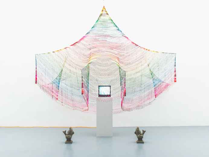 © Chen Kun  陈坤 Waves  -  2014   