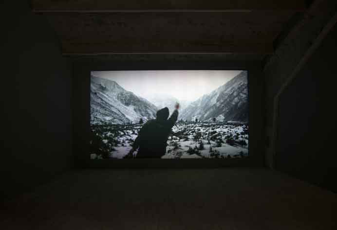  Zhuang Hui  庄辉   -  Qilian Range  -  15 2016  -  single-channel color and sound video  