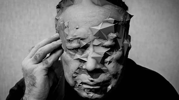 Hsin-Chien Huang  黄心健  -  Bodyless  -  VR, Computer, Installation 28 min  -  2020