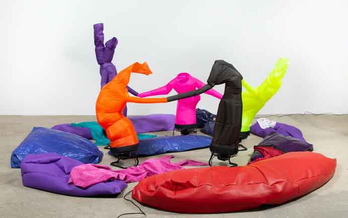   Paul Chan  陈佩之   Khara En Penta (Joyer in 5), 2019. Courtesy the artist and Greene Naftali, New York