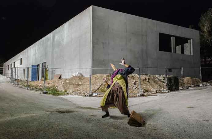 Ze Wei 魏澤 - Bird - inkjet printed photography Ze Wei 魏澤 - Bird - inkjet printed photography