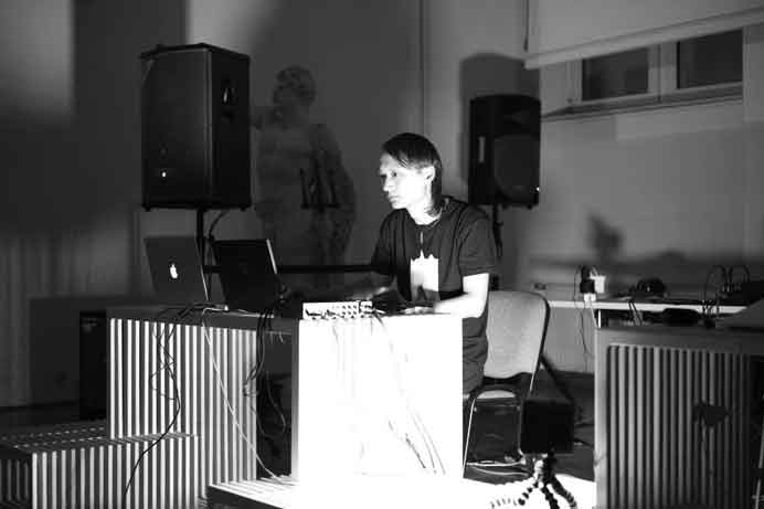 Chen Mulian 陈睦琏 - photo by Andrew Lone - 2016 Chen Mulian 陈睦琏 - photo by Andrew Lone - 2016