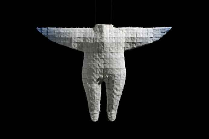 Fiona Wong Lai Ching 黃麗貞 - Blue Wings - White porcelain, indigo blue stain, silver wires, cushion 150 x 100 x 10 cm - 2007 Fiona Wong Lai Ching 黃麗貞 - Blue Wings - White porcelain, indigo blue stain, silver wires, cushion 150 x 100 x 10 cm - 2007