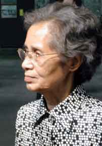 Hou Bo  侯波  -  portrait  -  chinesenewart