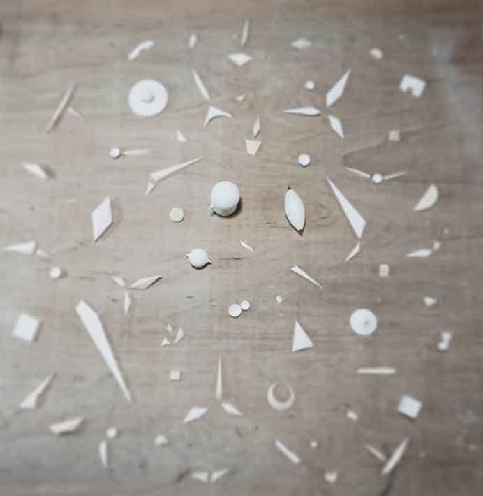 Huang Ting-Shian 黄莛弦 - Porcelain Huang Ting-Shian 黄莛弦 - Porcelain