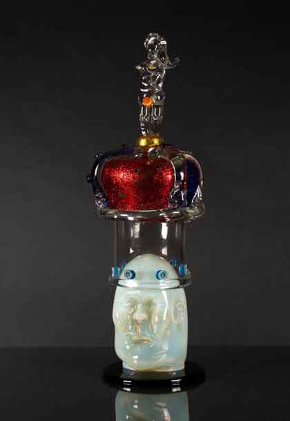 Li Jing  李静 -  Tease the crown  -  Blown glass, thermoplastic glass, interior plastic glass, mixed materials 