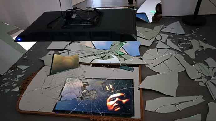 Liu Guangyun  刘广云  -  Installation  -  2023 