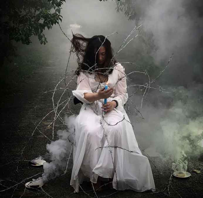 Li Xinmo  李心沫   -  Unspeakable Land  -  Performance