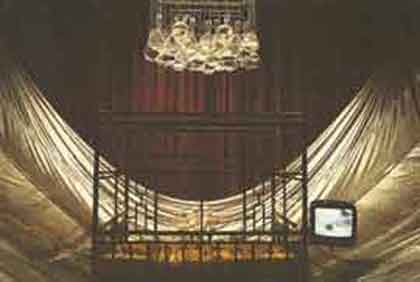 Chen Zhen 陈箴 - Même lit, rêves différents - Faurschou Foundation Beijing 24.03 03.06 2012 - invitation Chen Zhen 陈箴 - Même lit, rêves différents - Faurschou Foundation Beijing 24.03 03.06 2012 - invitation