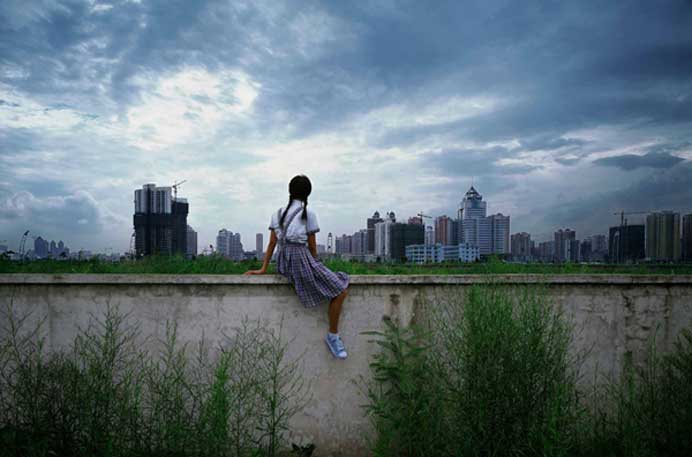 Weng Fen 翁奋  -  - Sitting on the Wall series