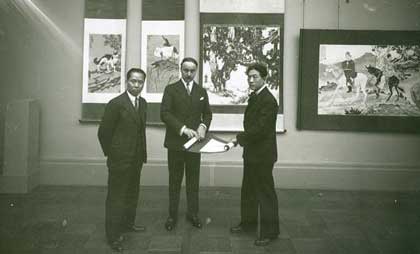  Xu Beihong 徐悲鸿 -  Musée du Jeu de Paume 1933 Xu Beihong et André Dezarrois