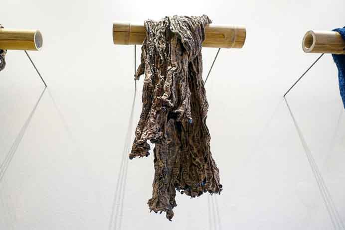Sophie Hong 洪丽芬 - Des feuilles du mûrier le temps fait des robes de soie - 13.03 20.09 2020 La Piscine Roubaix Sophie Hong 洪丽芬 - Des feuilles du mûrier le temps fait des robes de soie - 13.03 20.09 2020 La Piscine Roubaix