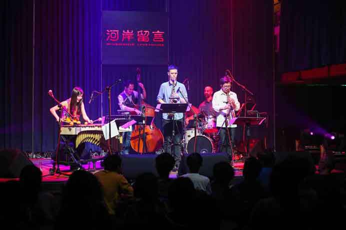 November 2018 - Yuhan Su, Min-Yen Terry Hsieh and Vincent Hsu ??? November 2018 - Yuhan Su, Min-Yen Terry Hsieh and Vincent Hsu ???