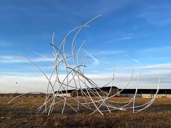 Song Jianshu 宋建树 - A Gust of Wind 阵风 - Painted Iron pipes 700 x 215 x 450 cm - Easter Earth Art Exhibition Long Island New York - 2023 Song Jianshu 宋建树 - A Gust of Wind 阵风 - Painted Iron pipes 700 x 215 x 450 cm - Easter Earth Art Exhibition Long Island New York - 2023