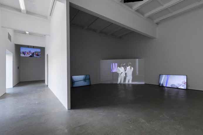 Yao Qingmei 姚清妹 - The Burrow - Magicien Space Beijing - 2019 Yao Qingmei 姚清妹 - The Burrow - Magicien Space Beijing - 2019