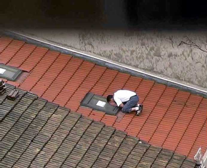 Wen-Yang Liu 劉紋羊 - 86 rue st-pierre de vaise  聖彼得街86號  Projection Vidéo couleur